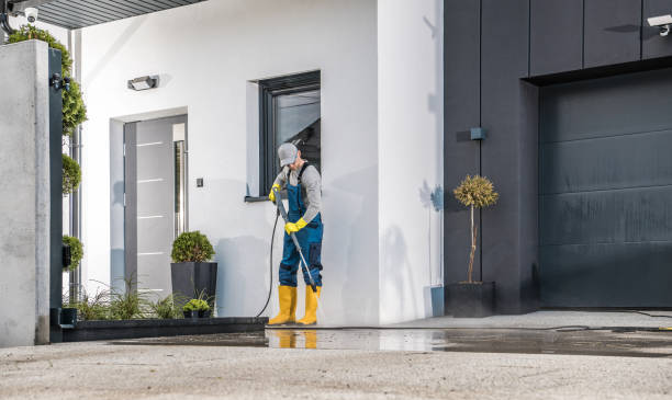 Best Animal Enclosure Cleaning  in Parksdale, CA